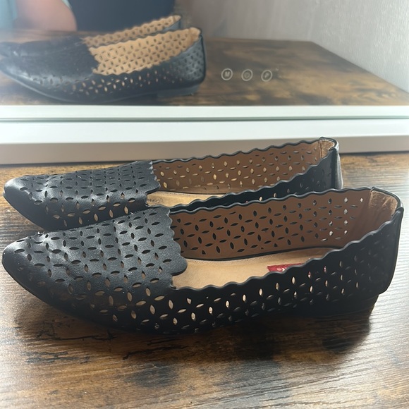 UNIONBAY size 6 black flats - Picture 3 of 4